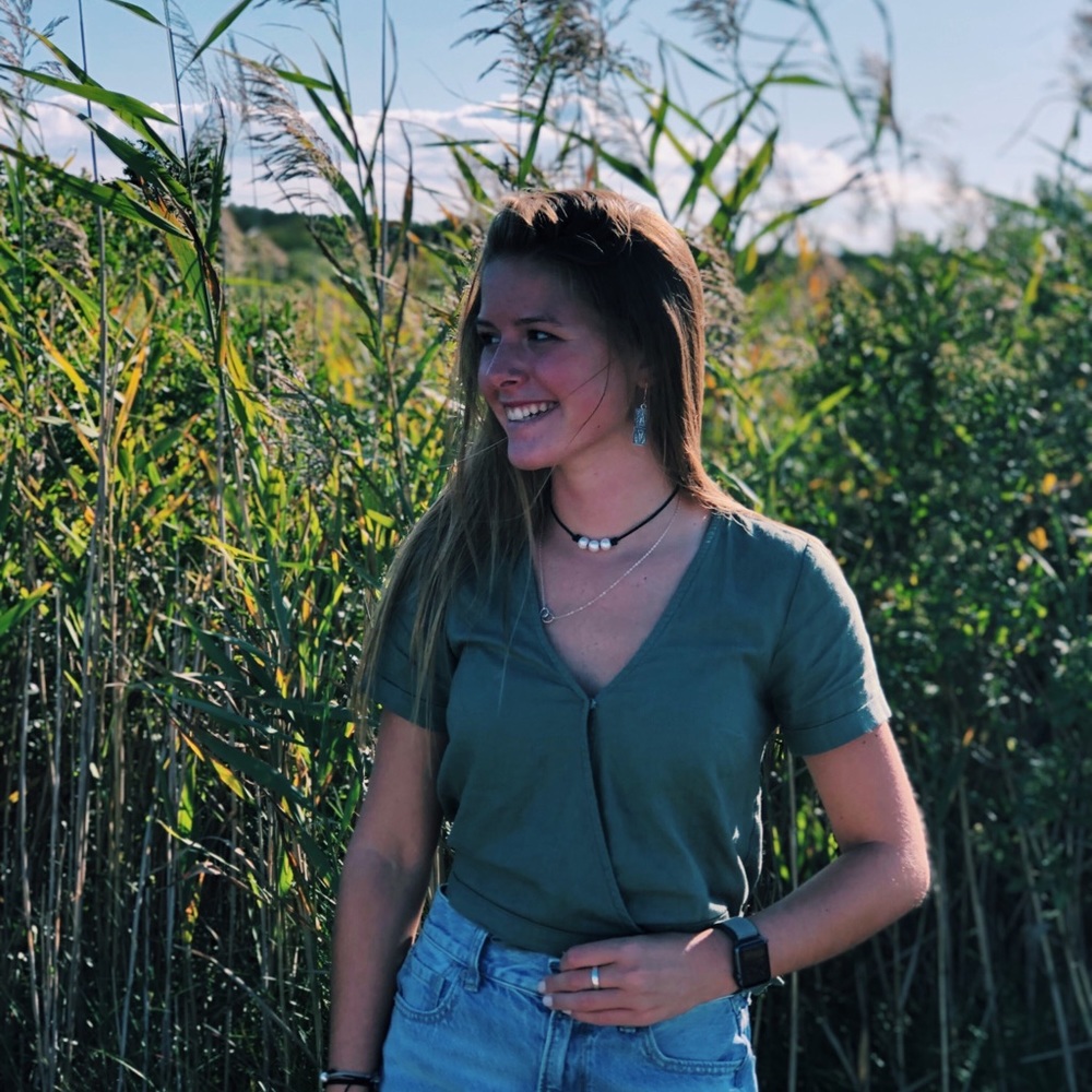 Meet your Posher, Leah